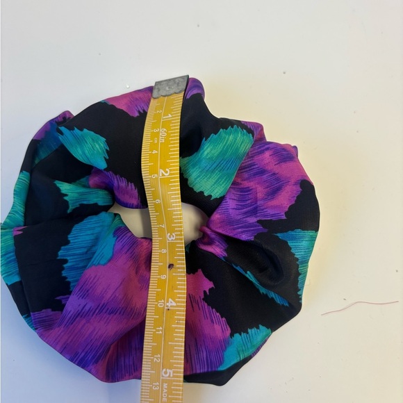 Colorful Satin Scrunchie Set - Picture 3 of 8